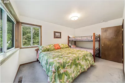 302 Holly Ave, Garibaldi, OR 97118 - Photo 23