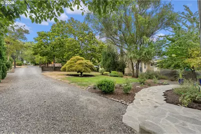 2434 SW 6th Ave, Camas, WA 98607 - Photo 3