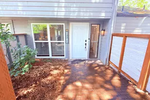 8552 SW Brightfield Cir, Portland, OR 97223 - Photo 3