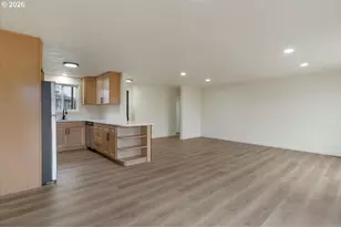 2440 S Second St, Lebanon, OR 97355 - Photo 9