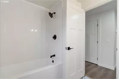 2440 S 2nd St, Lebanon, OR 97355 - Photo 21