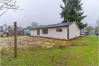 2440 S 2nd St, Lebanon, OR 97355 - Photo 27