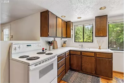 1910 Proctor Rd, Mosier, OR 97040 - Photo 17