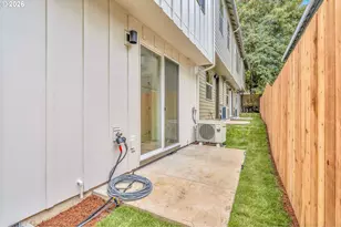 3942 SE Ivon St, Portland, OR 97202 - Photo 29