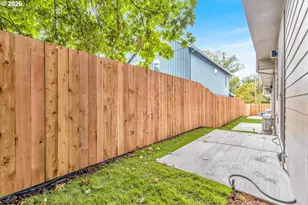3942 SE Ivon St, Portland, OR 97202 - Photo 31