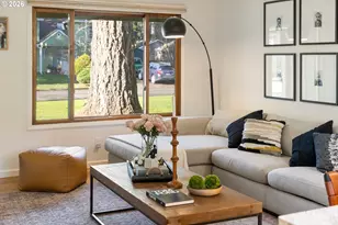 19176 Benfield Ave, Lake Oswego, OR 97035 - Photo 5