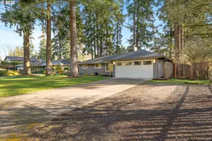 19176 Benfield Ave, Lake Oswego, OR 97035 - Photo 39