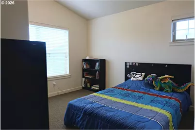 618 NE Garswood Ln, Hillsboro, OR 97006 - Photo 19