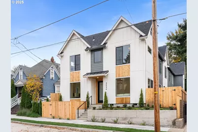 3562 N Haight Ave, Portland, OR 97227 - Photo 1