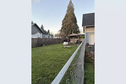 2090 Minnesota St, Eugene, OR 97401 - Photo 7