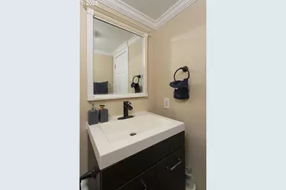 2101 E 33rd St, Vancouver, WA 98663 - Photo 17