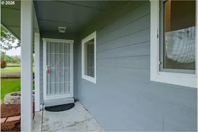 31195 Pirtle Dr, Albany, OR 97321 - Photo 9