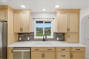 31195 Pirtle Dr, Albany, OR 97321 - Photo 19