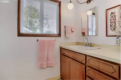 744 SE 170th Dr, Portland, OR 97233 - Photo 23