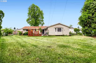 744 SE 170th Dr, Portland, OR 97233 - Photo 27