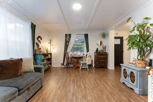 5531 S Kelly Ave, Portland, OR 97239 - Photo 7