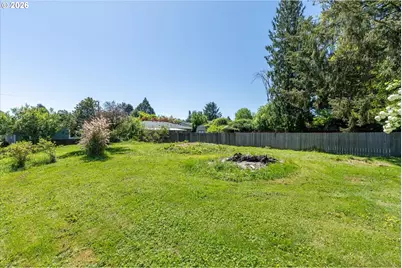 155 N Maple St, Kelso, WA 98626 - Photo 33