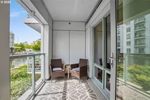 1310 NW Naito Pkwy, Portland, OR 97209 - Photo 23