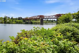 1310 NW Naito Pkwy, Portland, OR 97209 - Photo 25