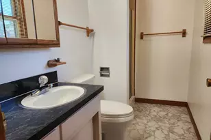 4081 NE Hawthorne Ave, Salem, OR 97301 - Photo 9