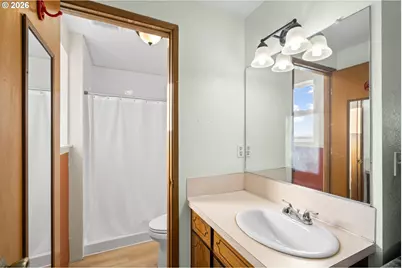 290 NE First St, Irrigon, OR 97844 - Photo 15