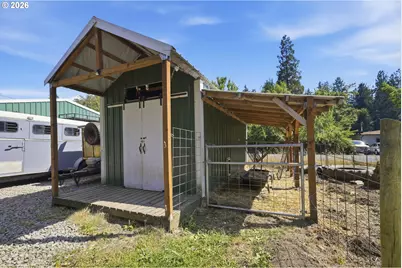 39639 Jasper Lowell Rd, Lowell, OR 97452 - Photo 41
