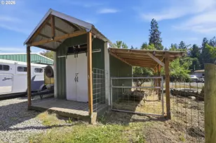39639 Jasper Lowell Rd, Lowell, OR 97452 - Photo 41