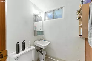 606 NE 72nd Ave., Portland, OR 97213 - Photo 39