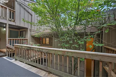 143 Treehill Loop, Eugene, OR 97405 - Photo 31