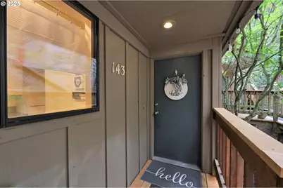 143 Treehill Loop, Eugene, OR 97405 - Photo 3