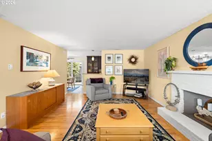 18004 Belmore Ct, Lake Oswego, OR 97035 - Photo 5