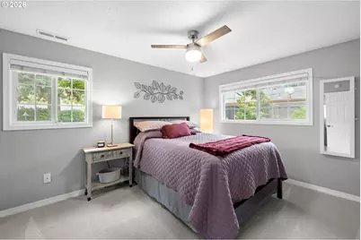 18004 Belmore Ct, Lake Oswego, OR 97035 - Photo 21