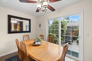 18004 Belmore Ct, Lake Oswego, OR 97035 - Photo 9