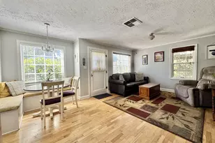 551 6th St, Springfield, OR 97477 - Photo 13