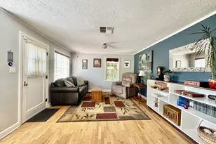 551 6th St, Springfield, OR 97477 - Photo 21