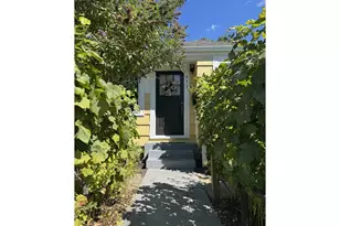551 6th St, Springfield, OR 97477 - Photo 9