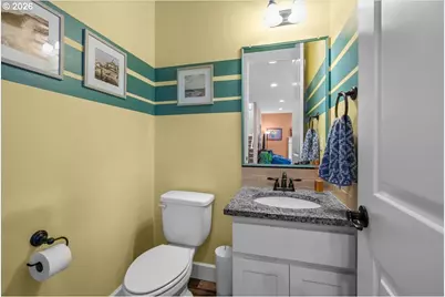29800 Riverview Dr, Rainier, OR 97048 - Photo 17