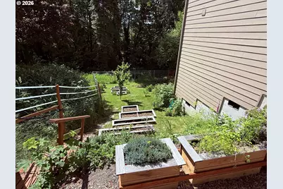 29800 Riverview Dr, Rainier, OR 97048 - Photo 33