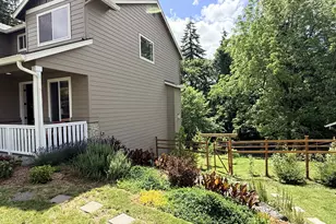 29800 Riverview Dr, Rainier, OR 97048 - Photo 37