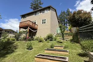29800 Riverview Dr, Rainier, OR 97048 - Photo 35