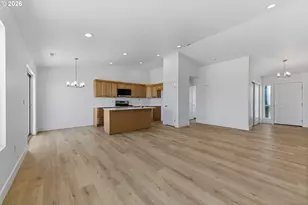 219 SW Sparrow St, Boardman, OR 97818 - Photo 9