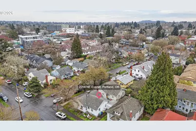 2202 NE Everett St, Portland, OR 97232 - Photo 29