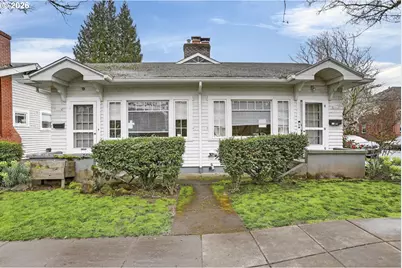 2202 NE Everett St, Portland, OR 97232 - Photo 1