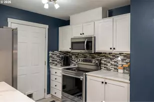 14925 SW Sandhill Loop, Beaverton, OR 97007 - Photo 13