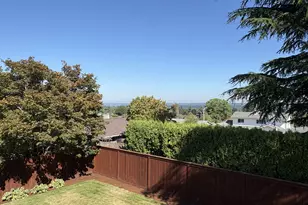 13921 NE Siskiyou Ct, Portland, OR 97230 - Photo 35
