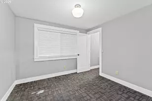 13921 NE Siskiyou Ct, Portland, OR 97230 - Photo 17