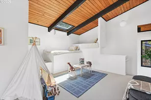 3810 Watkins Ln, Eugene, OR 97405 - Photo 41