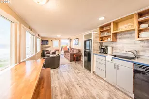 3521 SW Anchor Ave, Lincoln City, OR 97367 - Photo 3