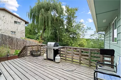 5944 SW Wilbard St, Portland, OR 97219 - Photo 17