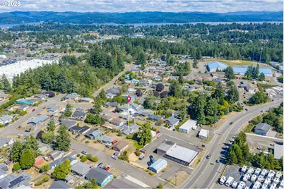 454 Merrill St, Coos Bay, OR 97420 - Photo 43